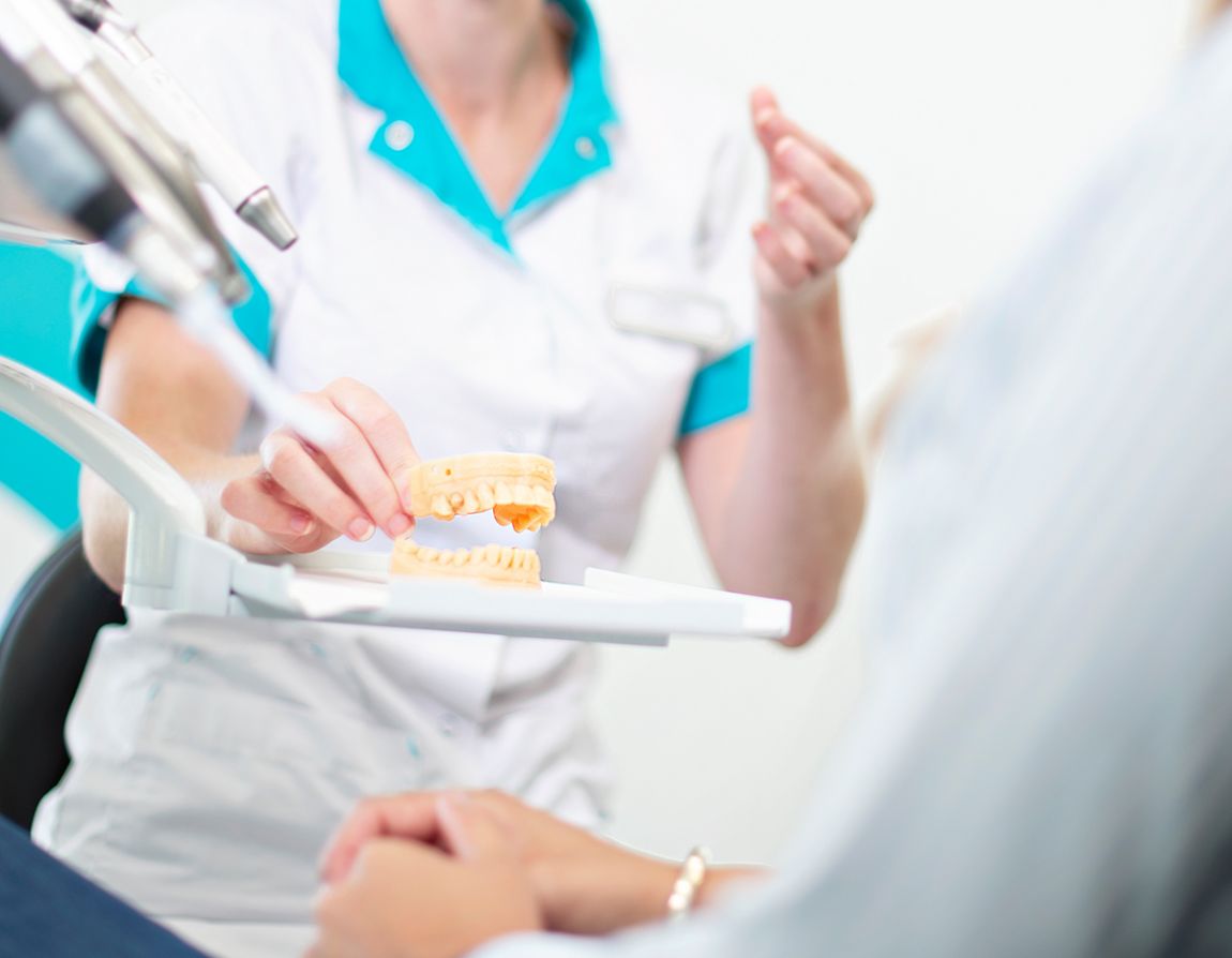 Wanneer laat je een kunstgebit plaatsen onder narcose?